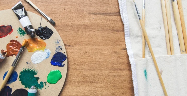 palette paint brushed wood